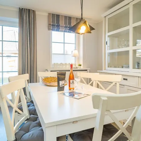 Lachmoewe - Nicolinenhof * Wenningstedt-Braderup (Sylt)